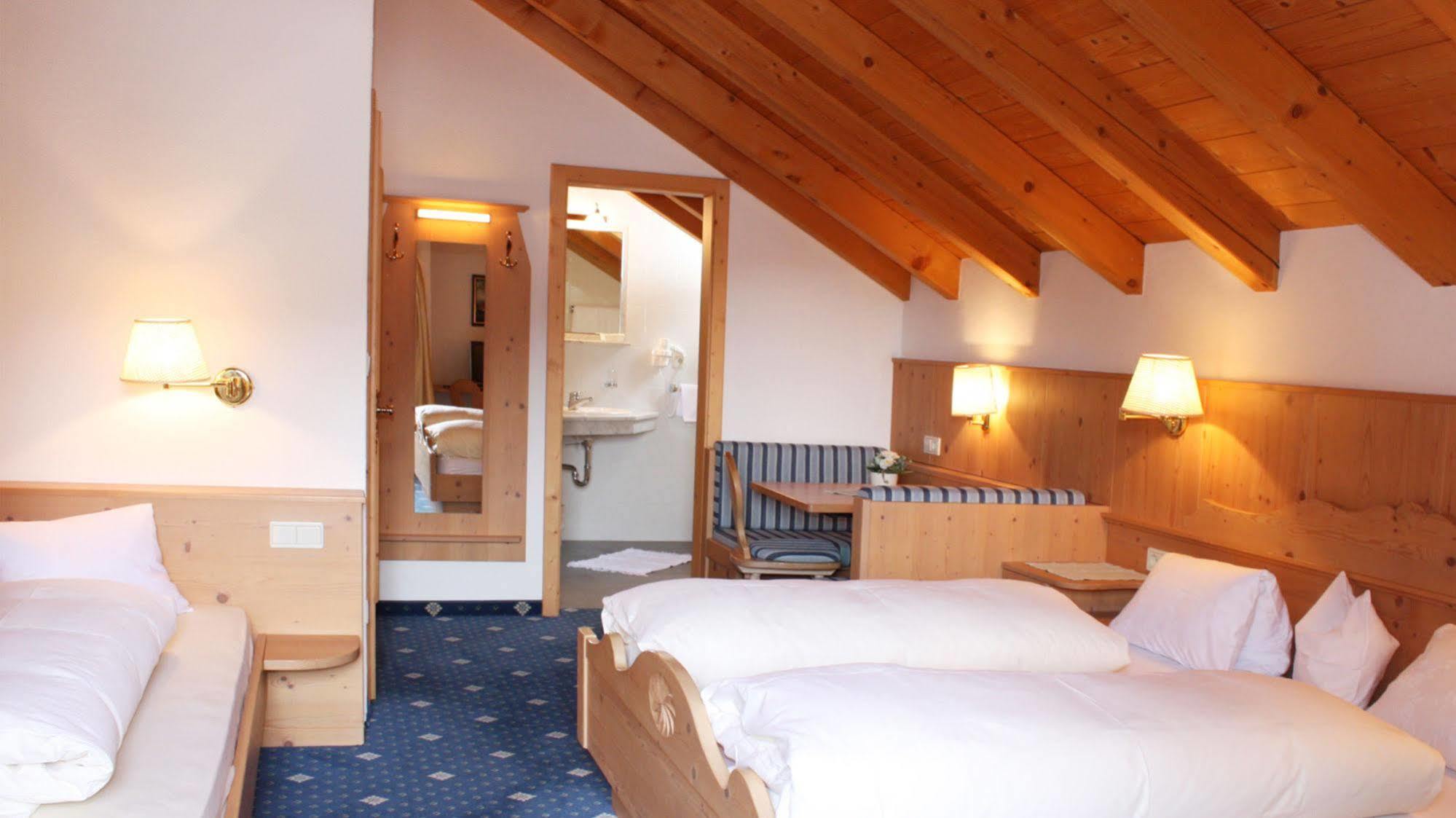 Hotel Gallia Stelvio Esterno foto
